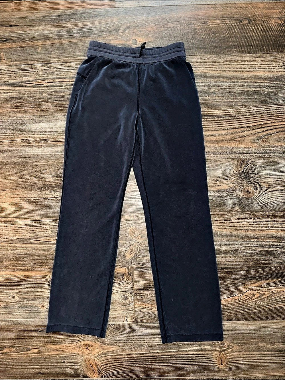 Lululemon Plush Velour Mid-Rise Pants in True Navy ~ Like New